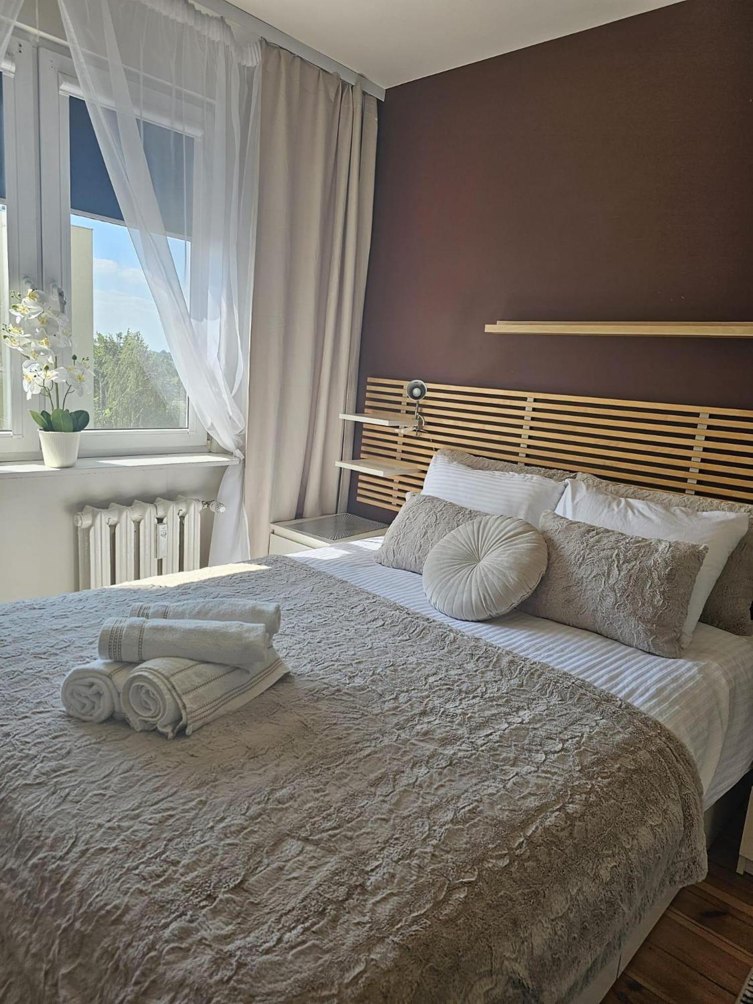 Apartment In Zyrardow 10Min To Suntago Zewnętrze zdjęcie